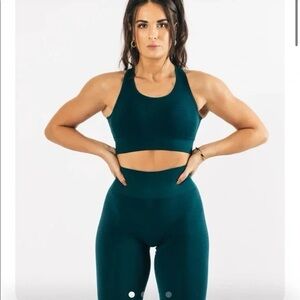 Alphalete Vault Sports bra in Teal, NWOT
